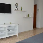 Provima Anis *